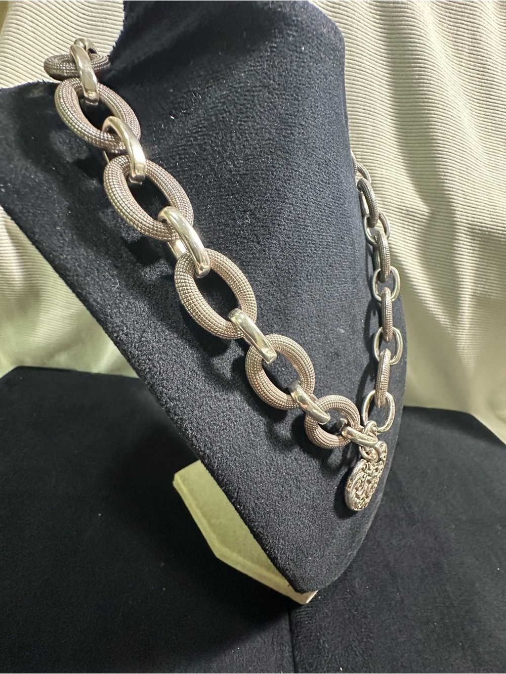 Vtg: Brighton CHUNKY Cordoba Heart Pendant Chain Link Necklace - Picture 3 of 13